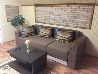 Лоджи Guest House U Myrona Яремче Трехместный номер с балконом-9